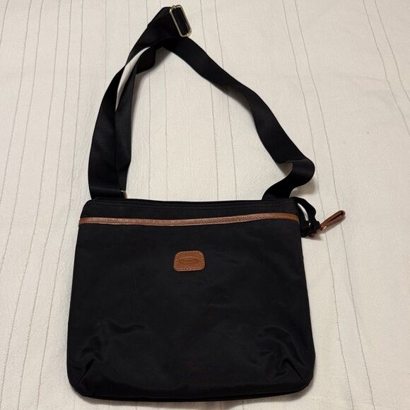 Bric's Milano Black Nylon Leather Trim 5Pocket ZipTop Adjustable Strap Crossbody - Picture 1 of 7